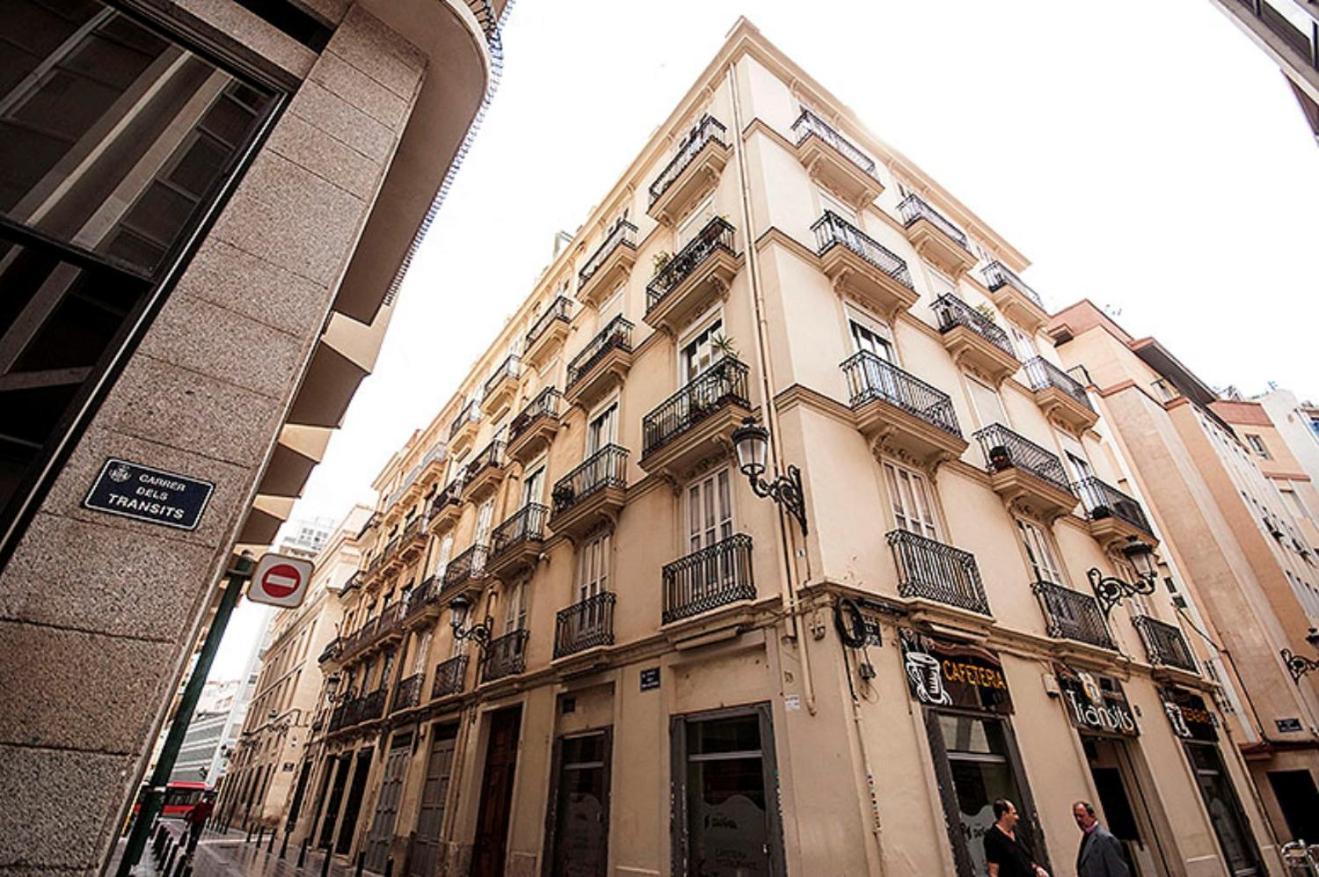 Beds & Breaks Danna Apartment Valencia Luaran gambar