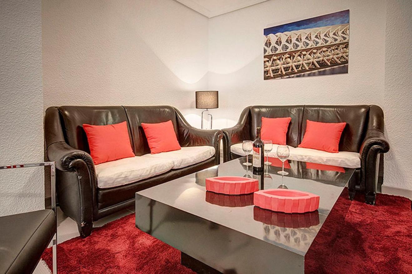 Beds & Breaks Danna Apartment Valencia Luaran gambar